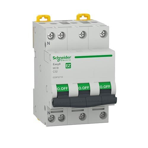 DJC EZ9P32732 Disjunctor tripolar 3P+N 32A C 4.5KA 3M